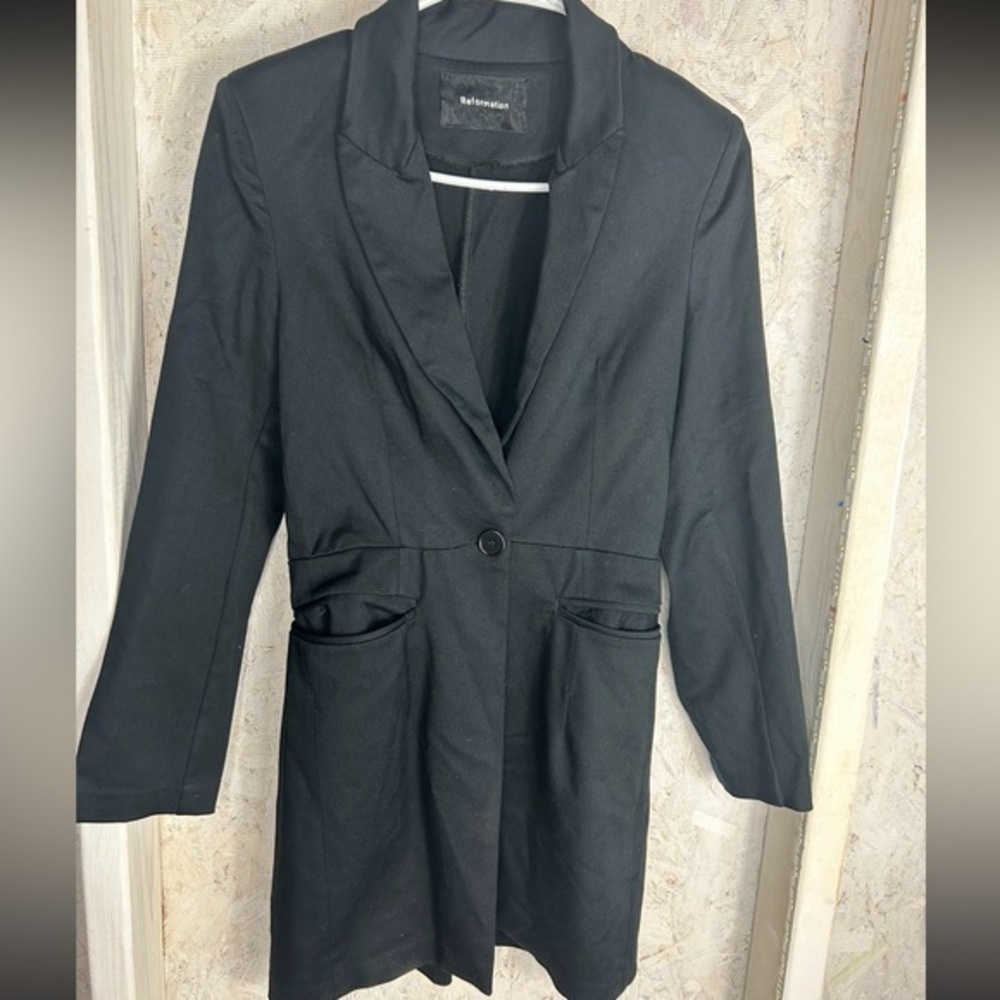 Reformation black one‎ button long blazer sz 2